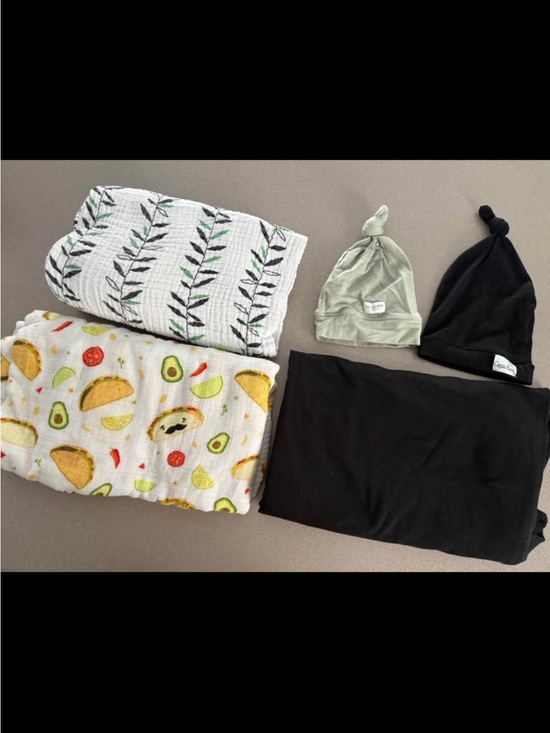 Loulou Lollipop Other - Neutral & Black Baby Swaddle Set with Taco Print and Knotted Caps